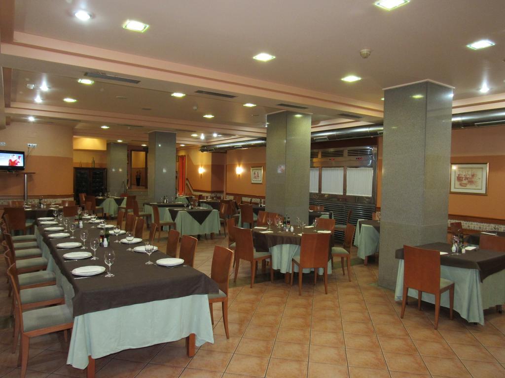 Hotel Virgen Del Camino 3*