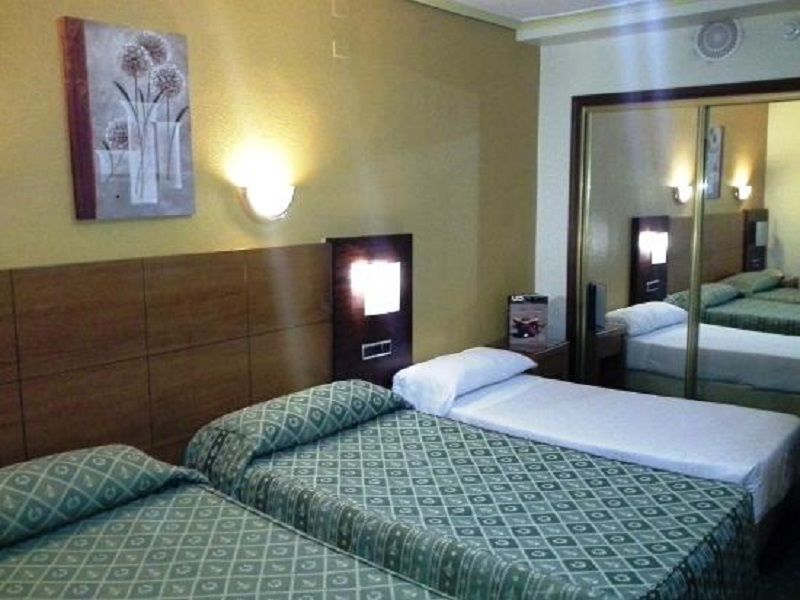 Hotel Virgen Del Camino
